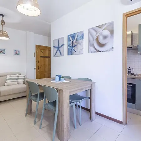 Lejlighed Nuras - Luna Charme House