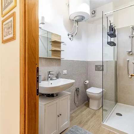 Nura's - Luna Charme House Apartamento