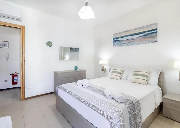 Appartement Nura's - Luna Charme House